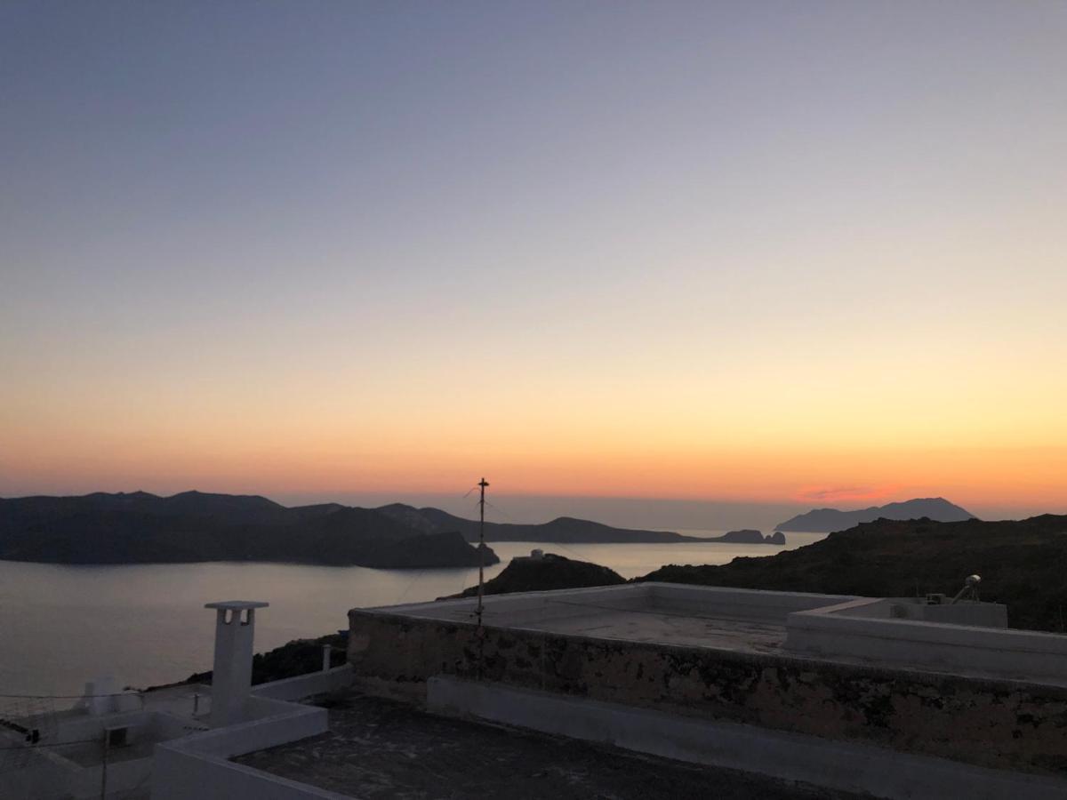 Traditional Cycladic House Tripiti Luaran gambar
